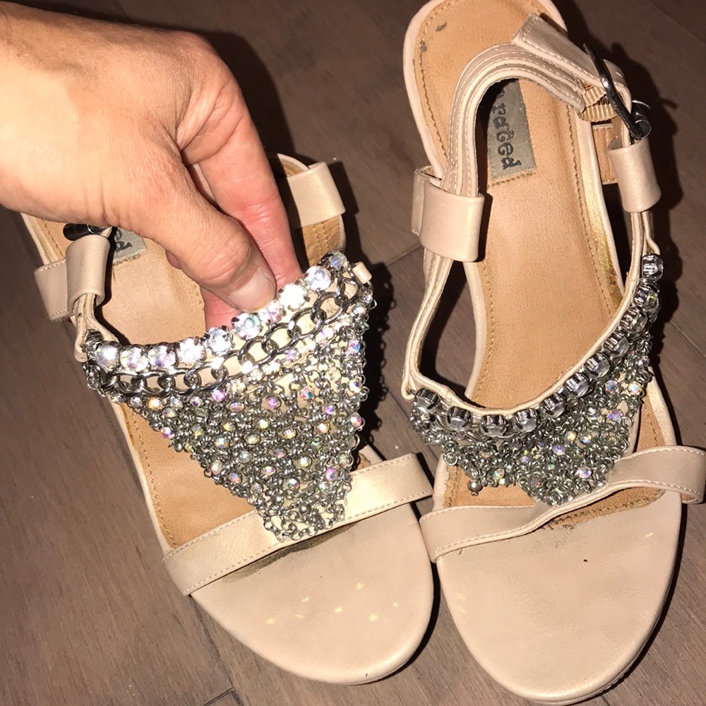Adorable crystal sparkle wedge